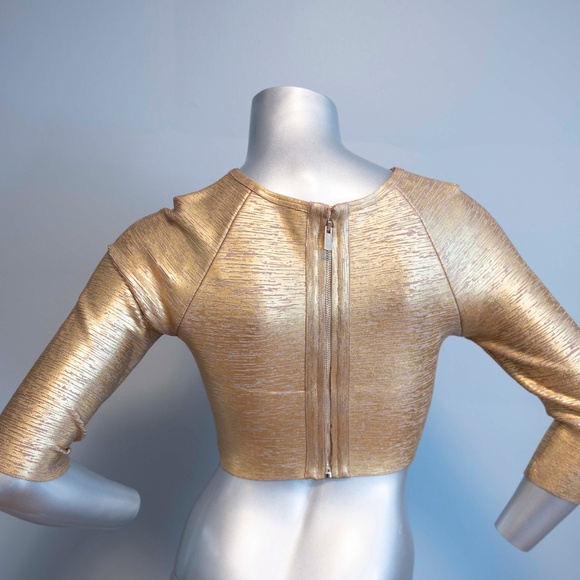 Consigned* Gold Textured Spandex Crop Top, Sz Sm - Picture 2 of 4